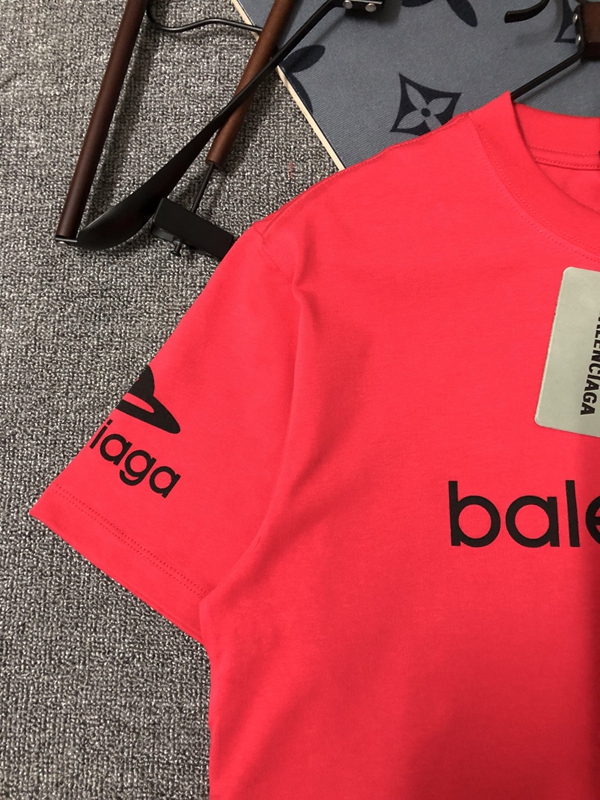 ブランドTシャツ背面デザイン